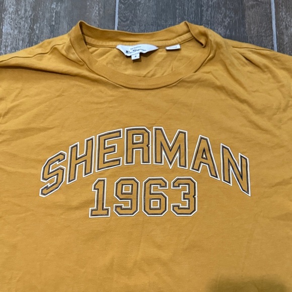 Ben Sherman Mustard Graphic Tee - Picture 2 of 6